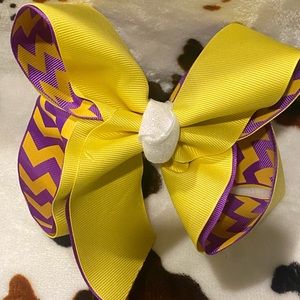 Yellow with glitter white knot.